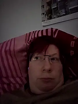 dieGeile0411 online show from February 8, 10:57 am