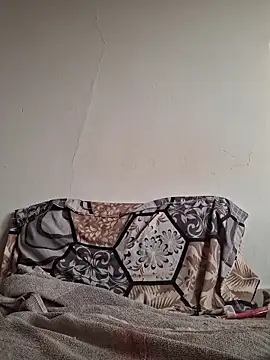 dirtybearr online show from December 4, 11:09 am