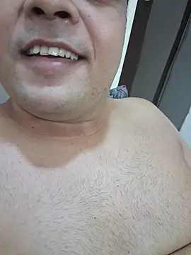 Snapshot of dirtybearr chatting on June 16, 7:52 am dirtybearr online show from June 16, 7:52 am