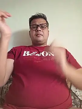 dirtybearr online show from November 5, 8:50 am