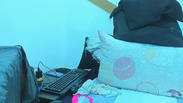 SashaBigSquirt online show from March 21, 1:51 am