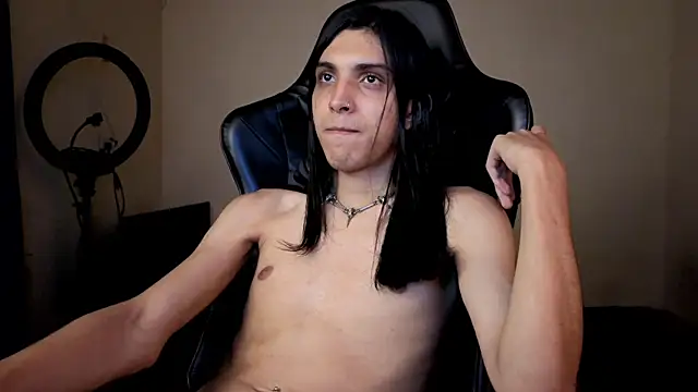 angelitofemboy online show from May 23, 8:13 am