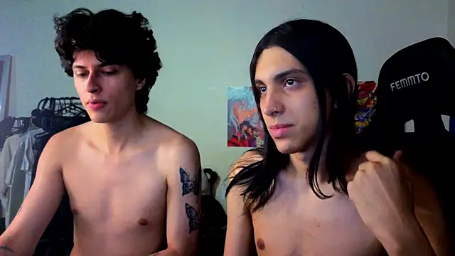 angelitofemboy online show from November 10, 1:32 am