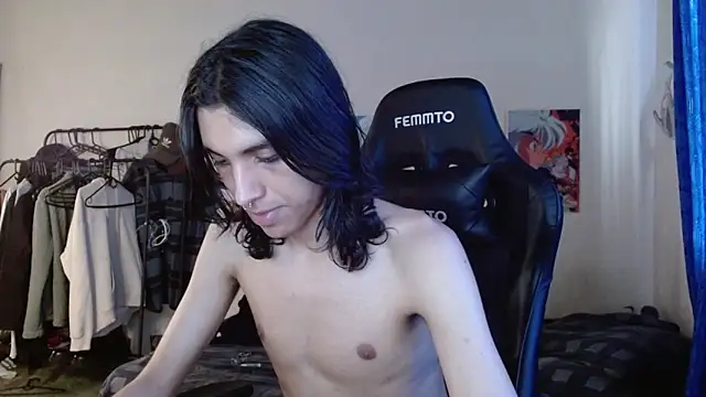 Snapshot of angelitofemboy chatting on December 2, 1:41 pm angelitofemboy online show from December 2, 1:41 pm