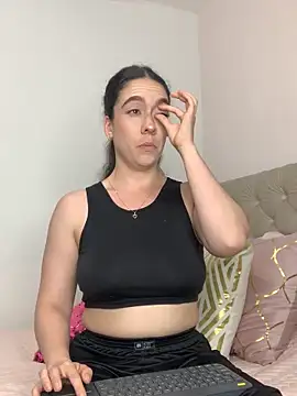 ImAlicee online show from October 10, 10:10 pm