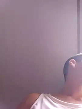 Snapshot of denca28 chatting on December 17, 6:46 pm denca28 online show from December 17, 6:46 pm