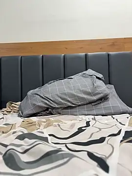 Snapshot of rajapo_1 chatting on February 4, 1:44 am rajapo 1 online show from February 4, 1:44 am