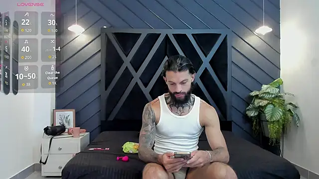 Apolo Bianco  online show from September 10, 11:26 pm