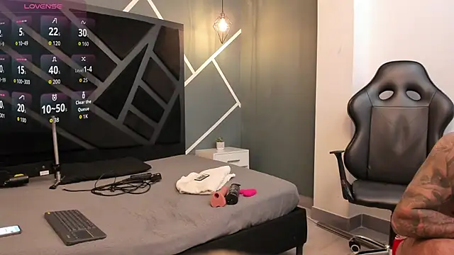 Apolo Bianco  online show from December 3, 11:14 pm