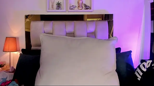 emmy r online show from March 13, 12:10 pm