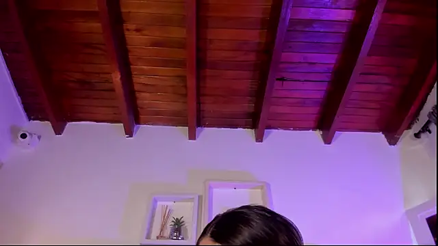 emmy r online show from April 9, 12:11 pm