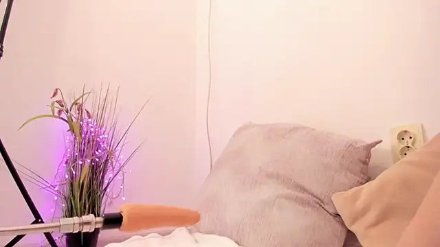 Sherrydon Xo online show from March 31, 3:36 pm