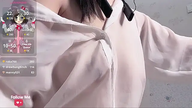 qiqi-- online show from February 20, 11:09 am