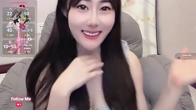 qiqi-- online show from April 18, 3:20 am
