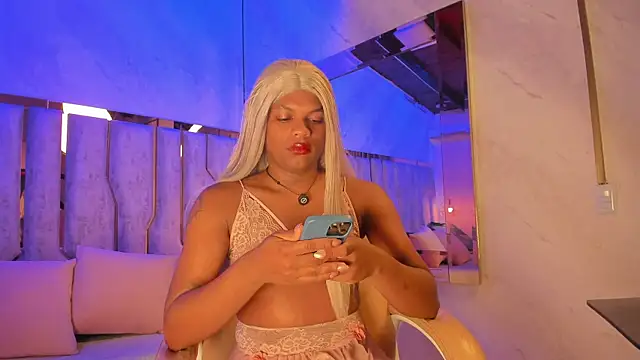 ari monet online show from November 12, 3:32 am