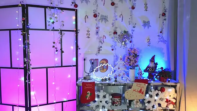 Snapshot of ImBonBon chatting on February 6, 11:26 pm ImBonBon online show from February 6, 11:26 pm