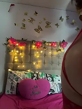 Jullieetta online show from March 10, 12:31 pm