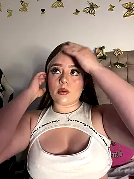 Jullieetta online show from October 18, 11:34 am