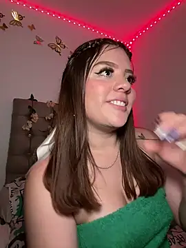 Jullieetta online show from March 12, 11:32 am