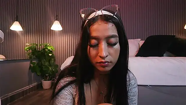 EriKlein online show from March 31, 7:16 pm