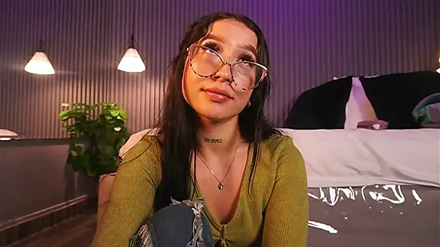 EriKlein online show from April 1, 7:33 pm