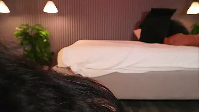 EriKlein online show from February 21, 8:11 pm