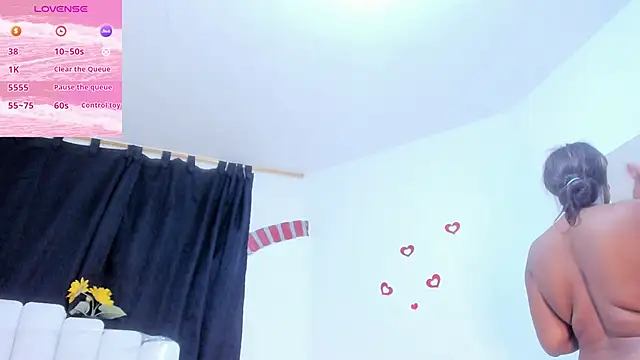 RoxannaBlanche online show from February 10, 12:04 pm