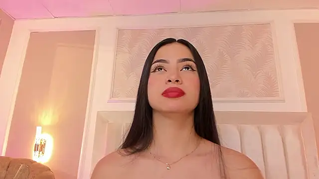 Snapshot of madison_fox1 chatting on February 25, 12:38 pm madison fox1 online show from February 25, 12:38 pm