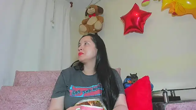 Snapshot of duo_princes chatting on February 7, 2:50 am duo princes online show from February 7, 2:50 am