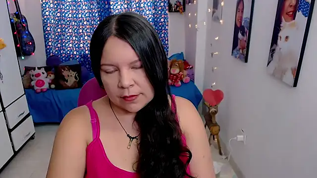 claryssa  online show from March 23, 6:30 pm