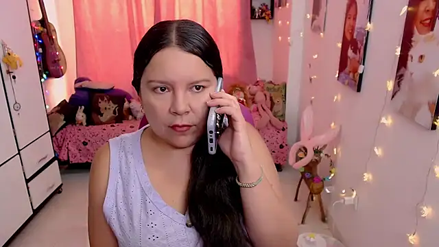 claryssa  online show from April 25, 6:16 pm
