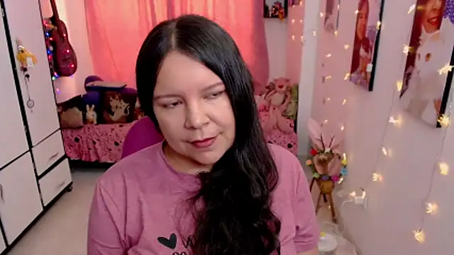 claryssa  online show from April 30, 8:57 pm