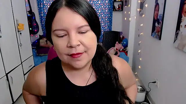 Snapshot of claryssa_ chatting on September 13, 7:14 pm claryssa online show from September 13, 7:14 pm