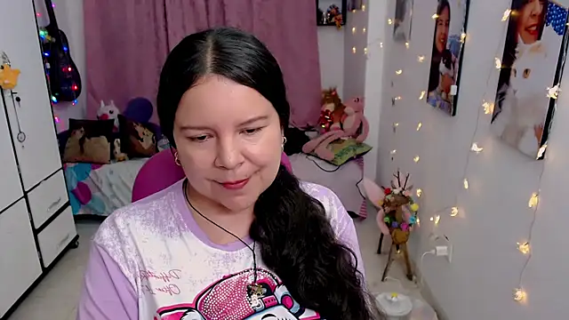 claryssa  online show from May 23, 8:24 am