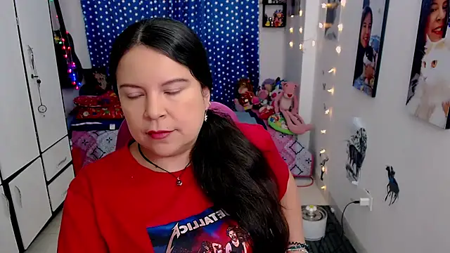 Snapshot of claryssa_ chatting on January 15, 10:35 pm claryssa online show from January 15, 10:35 pm