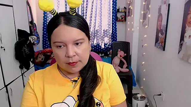 Snapshot of claryssa_ chatting on November 1, 6:13 pm claryssa online show from November 1, 6:13 pm