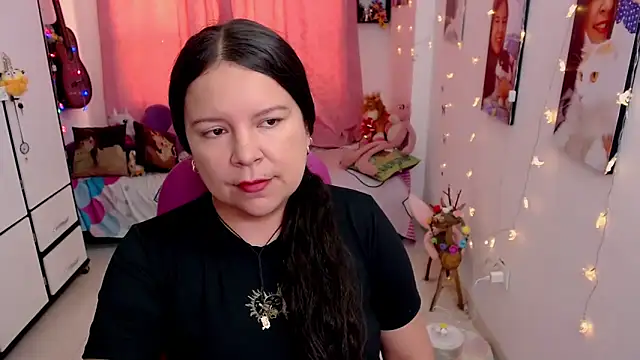claryssa  online show from May 22, 8:18 pm
