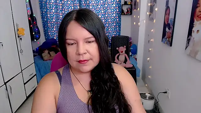Snapshot of claryssa_ chatting on October 3, 7:04 pm claryssa online show from October 3, 7:04 pm