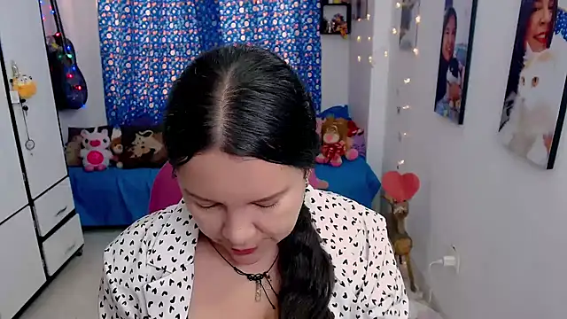 claryssa  online show from March 22, 5:58 pm