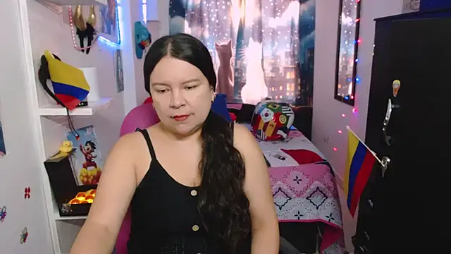 Snapshot of claryssa_ chatting on July 15, 1:29 pm claryssa online show from July 15, 1:29 pm