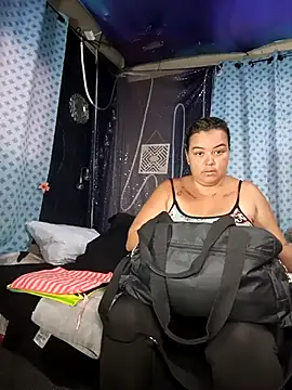 Horny kaylee online show from February 19, 10:18 pm