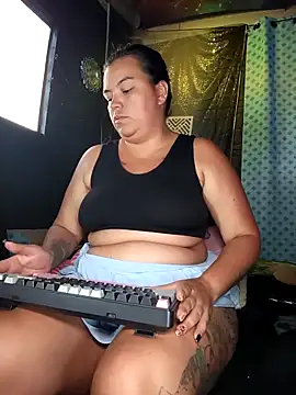 Horny kaylee online show from April 11, 11:08 pm