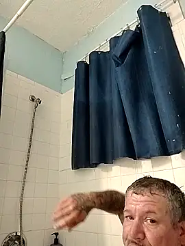 bigdoog8 online show from March 4, 7:05 am