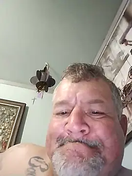 bigdoog8 online show from May 21, 1:47 am