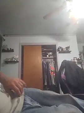 bigdoog8 online show from May 2, 1:22 am