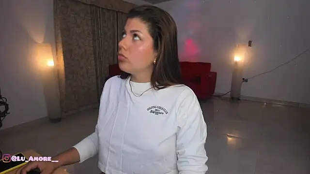 Snapshot of Luci_Amore chatting on January 17, 12:58 am Luci Amore online show from January 17, 12:58 am