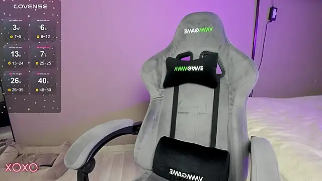 Snapshot of Mariella_Adamss chatting on November 14, 1:15 pm Mariella Adamss online show from November 14, 1:15 pm