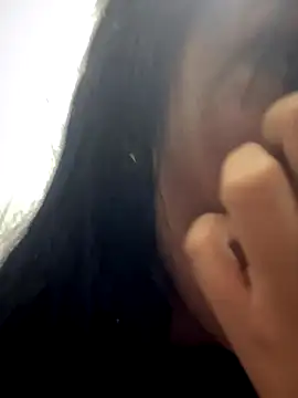 Snapshot of emily_rosse04 chatting on November 14, 10:52 am emily rosse04 online show from November 14, 10:52 am