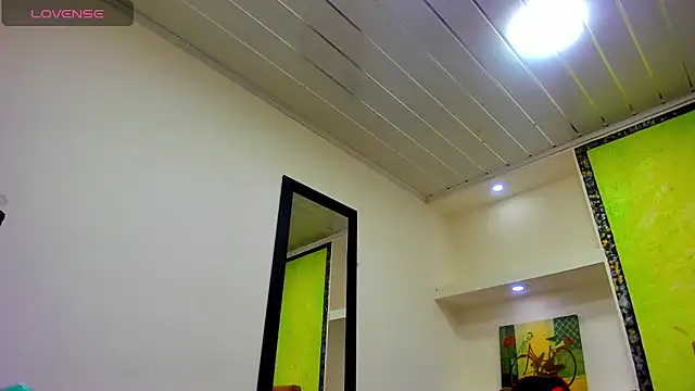 emily rosse04 online show from February 12, 12:38 pm