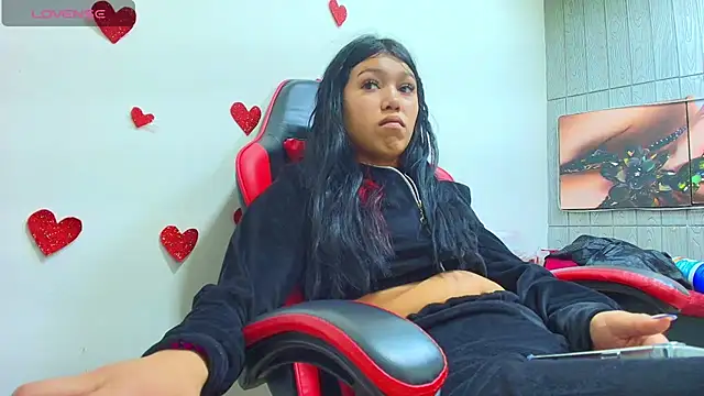 emily rosse04 online show from March 5, 12:24 pm